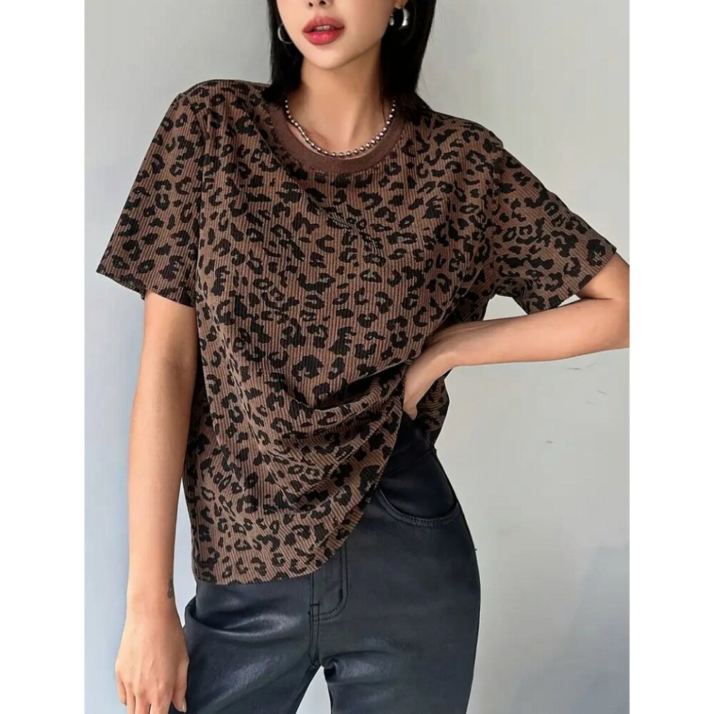 Leopard Print Short Sleeve T-Shirt – Soft Knit Fabric